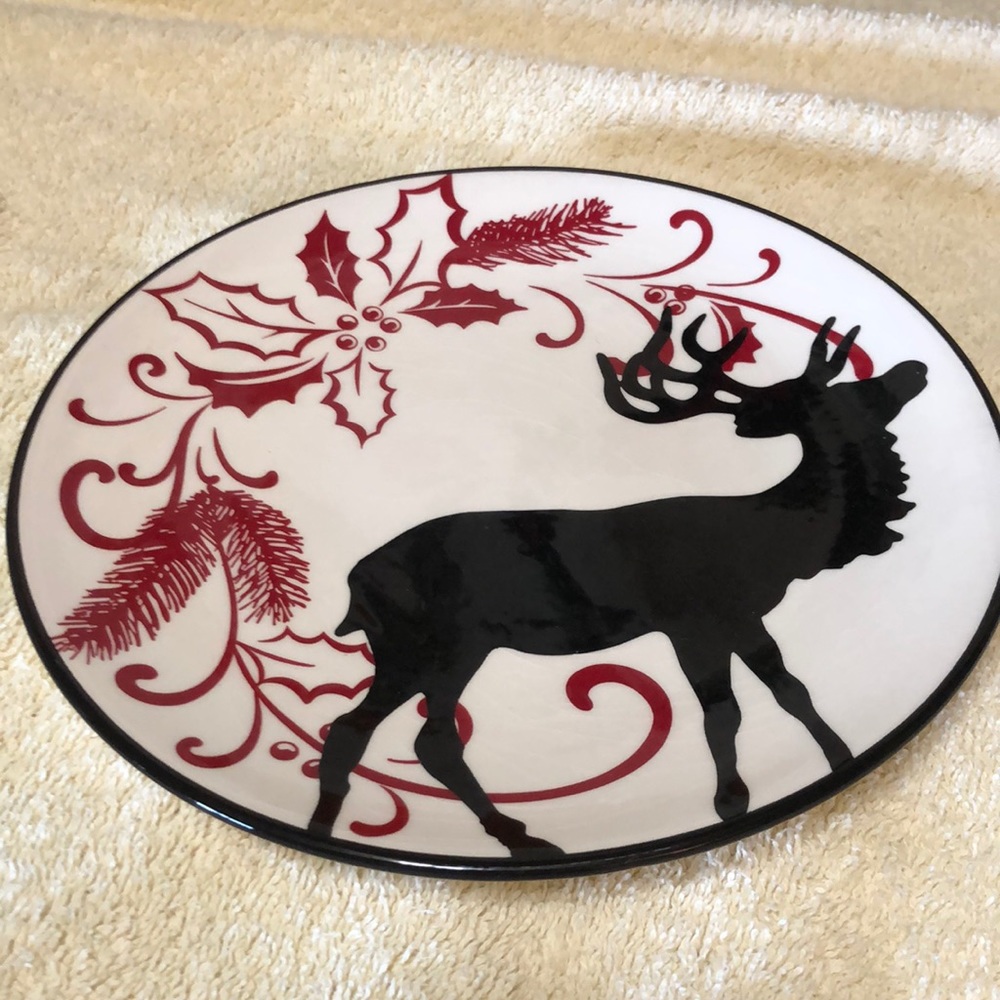 Poinsettia Reindeer Salad Plate by NOBLE EXCELLENCE 8.25”